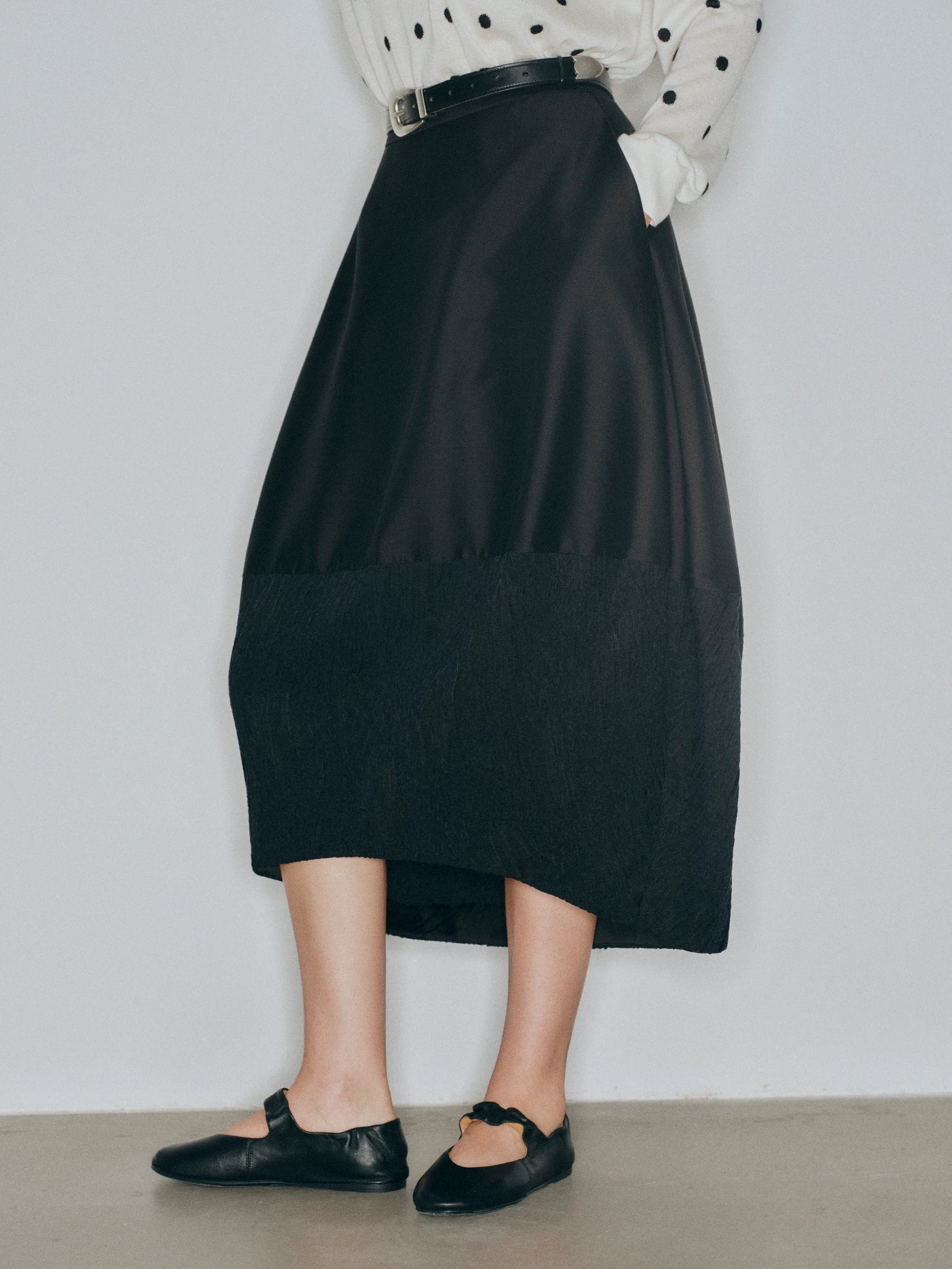 Mousse Vibe Quiet Luxury Balloon Skirt – Pleated Art Design